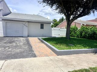 4835 NW 6th Court, Delray Beach, FL 33445