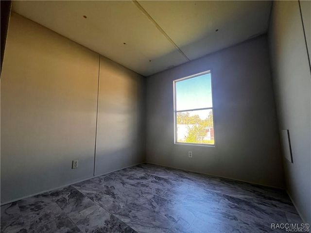 19896 SE 110th Court, Inglis, FL 34449