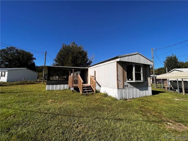 19896 SE 110th Court, Inglis, FL 34449