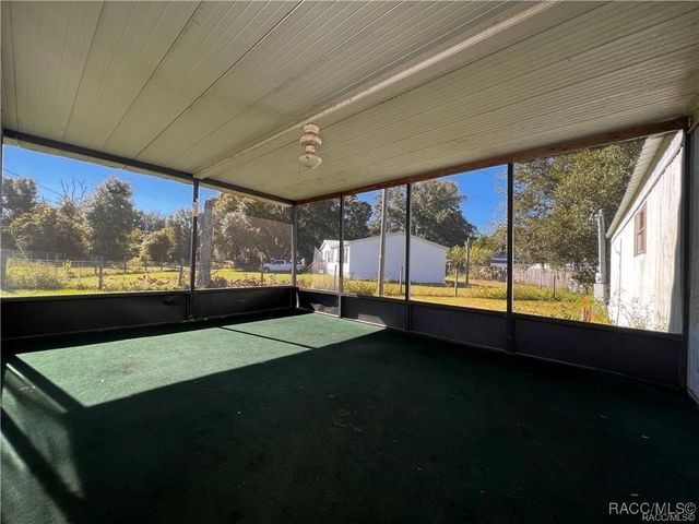 19896 SE 110th Court, Inglis, FL 34449