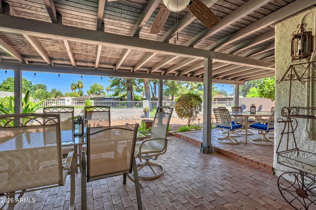 110 W TAM OSHANTER Drive, Phoenix, AZ 85023