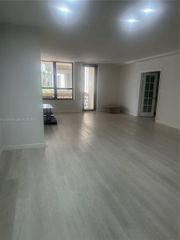 10185 Collins Ave 309, Bal Harbour, FL 33154