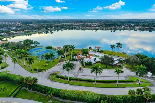 7761 Jewel LN # 103, Naples, FL 34109