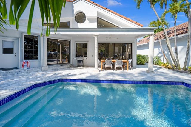 5809 NW 21st Way, Boca Raton, FL 33496