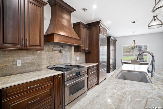 111 MERRY TRL, San Antonio, TX 78232