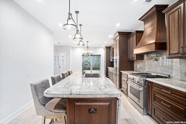 111 MERRY TRL, San Antonio, TX 78232
