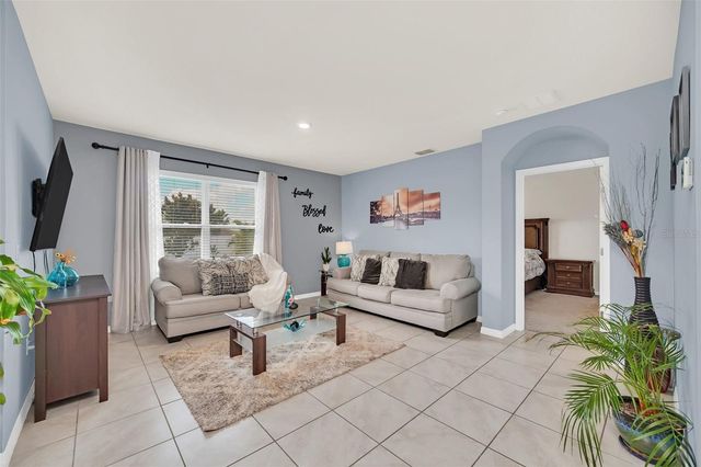 3308 COUNTRY WALK CLUB CIRCLE, Winter Haven, FL 33881