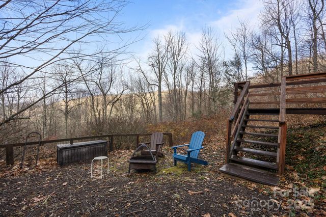 959 Plott Balsam Road, Maggie Valley, NC 28751