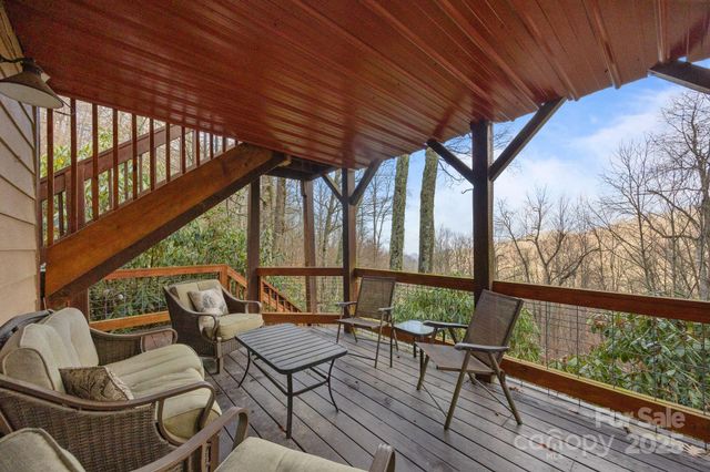959 Plott Balsam Road, Maggie Valley, NC 28751