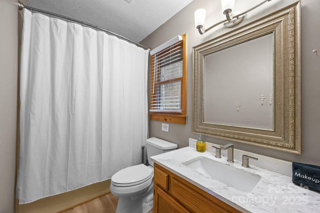 959 Plott Balsam Road, Maggie Valley, NC 28751