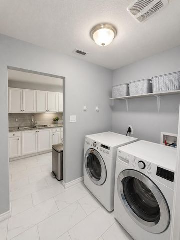 4821 Brinkley Street, Houston, TX 77033