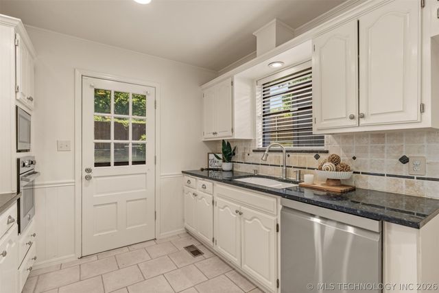8245 S Toledo Avenue, Tulsa, OK 74137