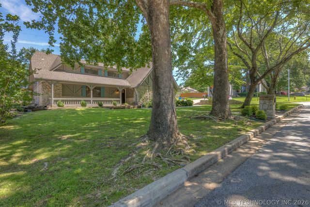 8245 S Toledo Avenue, Tulsa, OK 74137