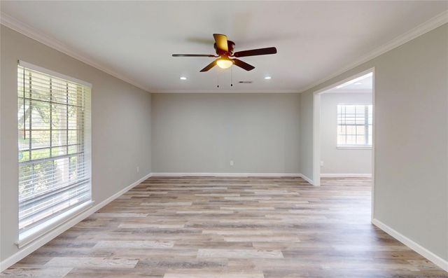 2206 Carriage Lane, La Marque, TX 77568
