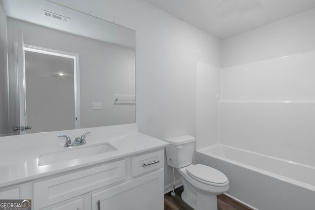 5436 Biltmore Drive, Atlanta, GA 30349