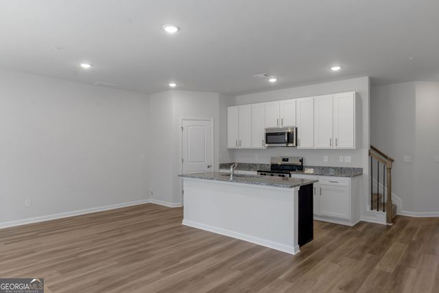 5436 Biltmore Drive, Atlanta, GA 30349