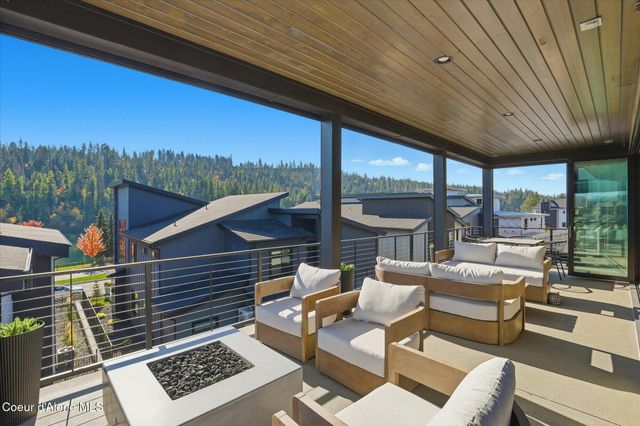 2860 W Lumber LN, Coeur D'alene, ID 83814