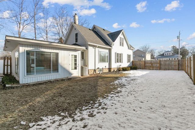 847 FREDERICK STREET, Oshkosh, WI 54901