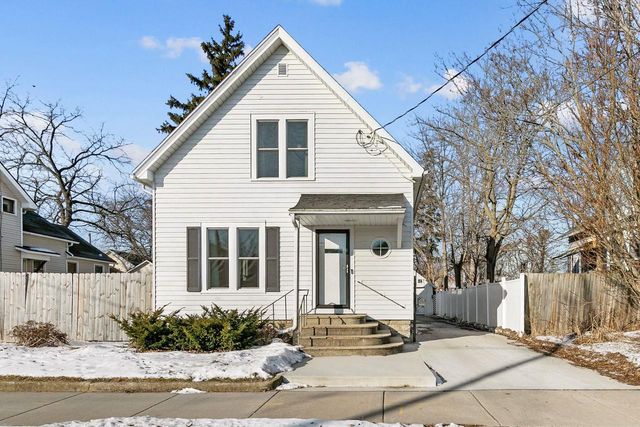 847 FREDERICK STREET, Oshkosh, WI 54901