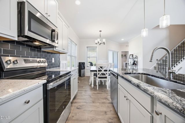 49 Golden View Place, Zebulon, NC 27597