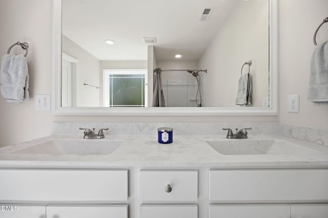 49 Golden View Place, Zebulon, NC 27597