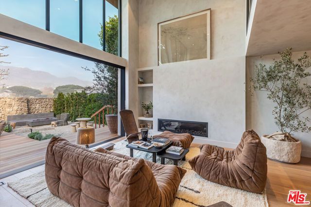 23505 Malibu Colony Road, Malibu, CA 90265