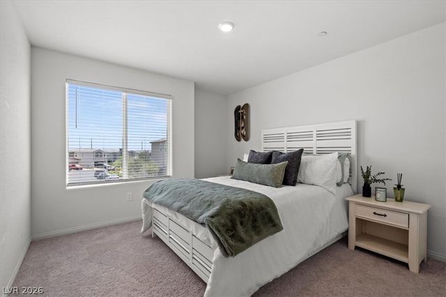 10021 Locking Biner Avenue, Las Vegas, NV 89166