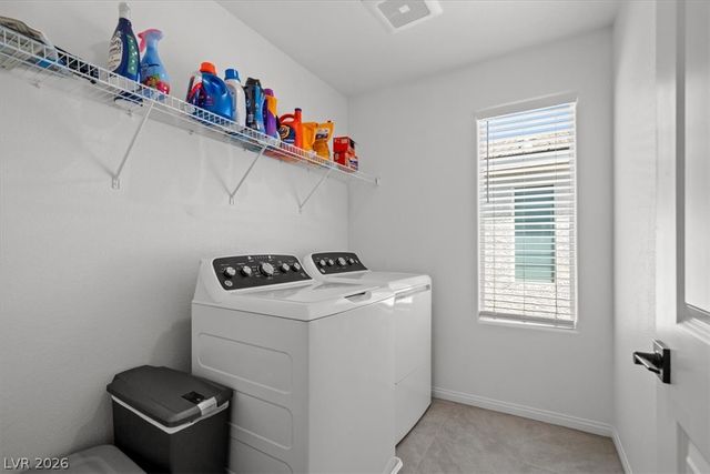 10021 Locking Biner Avenue, Las Vegas, NV 89166