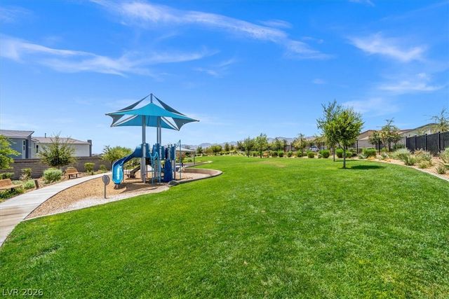 10021 Locking Biner Avenue, Las Vegas, NV 89166