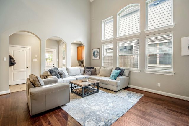 63 Panterra Way, The Woodlands, TX 77382