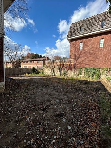 1317 Old Freeport Rd, Pittsburgh, PA 15238