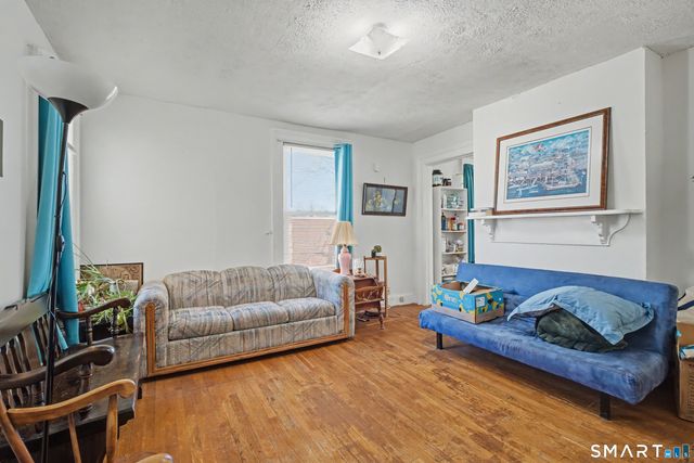 7 University Place, New Haven, CT 06511