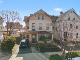 7 University Place, New Haven, CT 06511