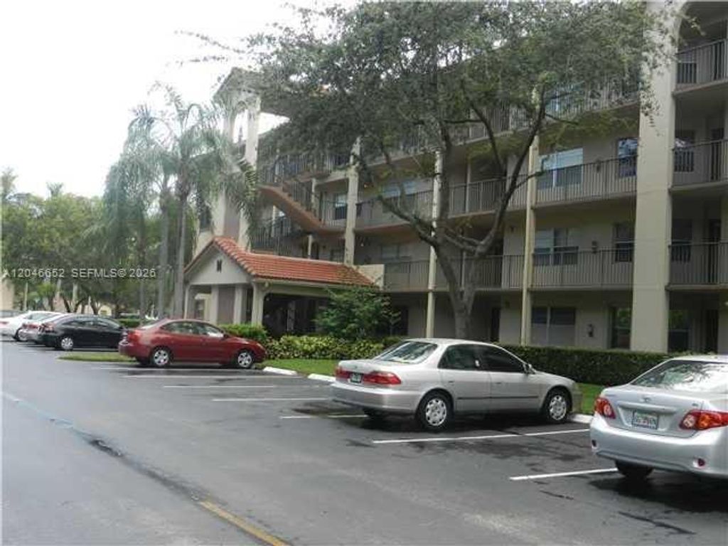 1000 SW 125th Ave 406N, Pembroke Pines, FL 33027