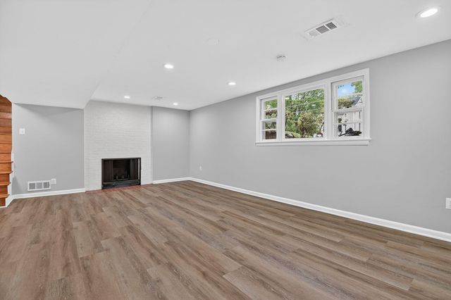 6530 FAIRLAWN DR, Mclean, VA 22101