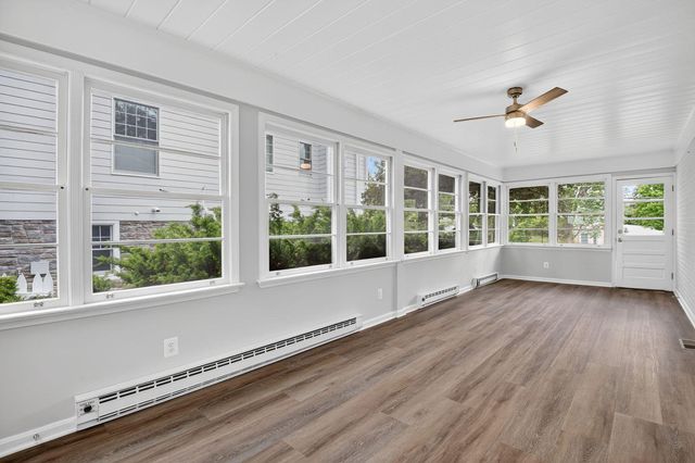 6530 FAIRLAWN DR, Mclean, VA 22101
