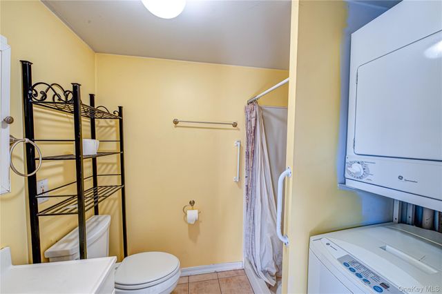 179 G Springville Road, Hampton Bays, NY 11946