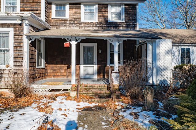 179 G Springville Road, Hampton Bays, NY 11946