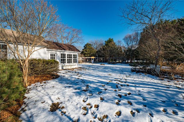 179 G Springville Road, Hampton Bays, NY 11946