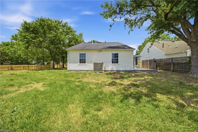 1972 Sydenham TRL, Virginia Beach, VA 23464