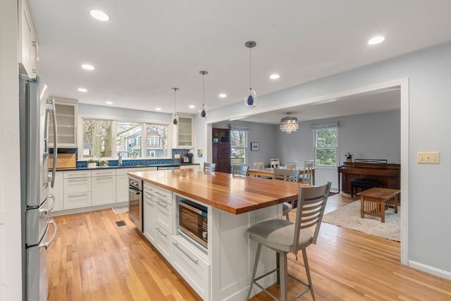 5 Derby St, Newton, MA 02465