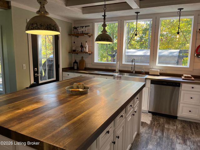 236 Lynwood Dr, Clarkson, KY 42726