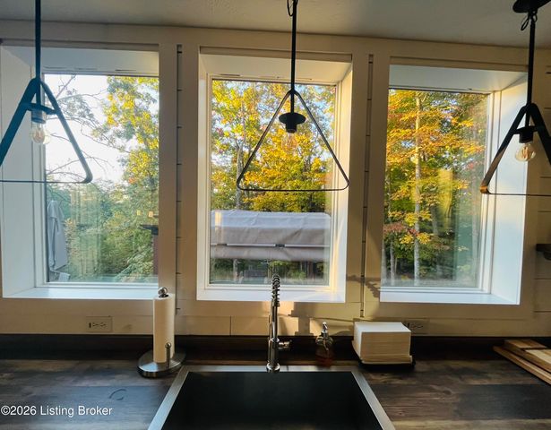 236 Lynwood Dr, Clarkson, KY 42726