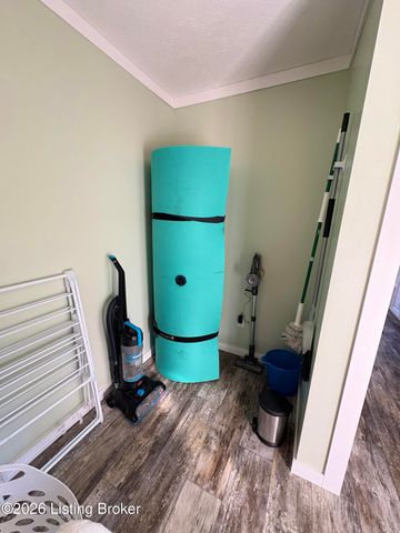 236 Lynwood Dr, Clarkson, KY 42726