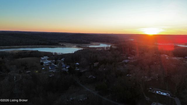 236 Lynwood Dr, Clarkson, KY 42726