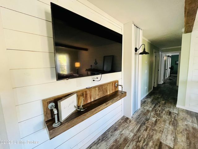 236 Lynwood Dr, Clarkson, KY 42726