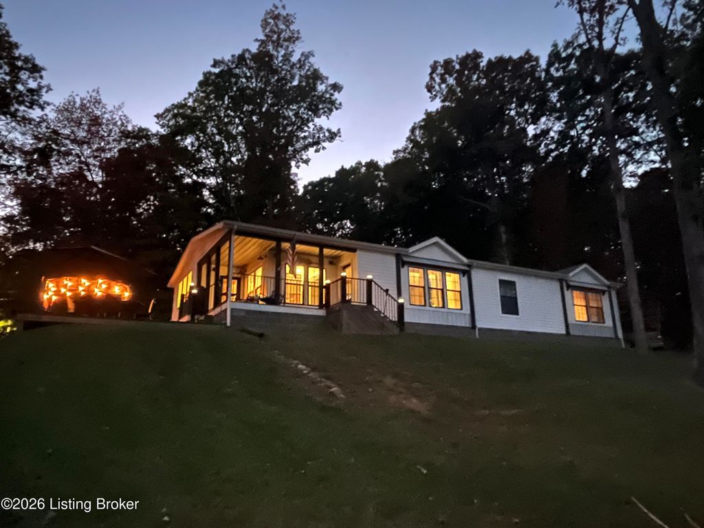 236 Lynwood Dr, Clarkson, KY 42726