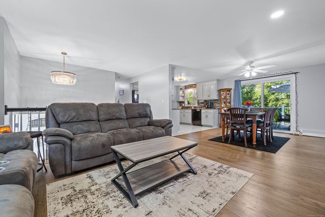 3 Parkwood Drive, Ledyard, CT 06335