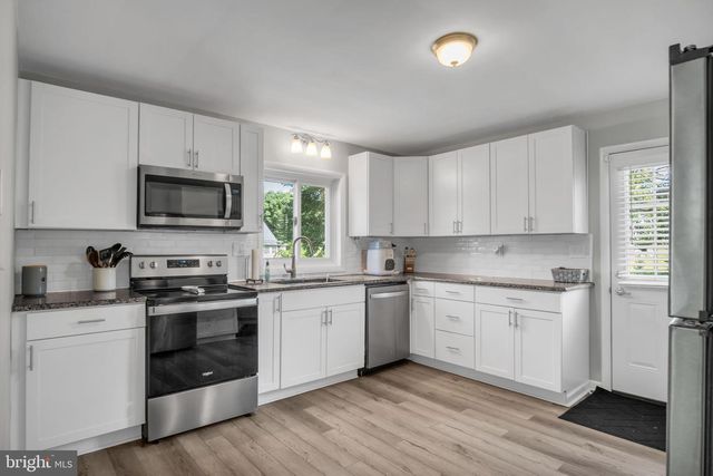 268 CARLISLE AVE, Enola, PA 17025