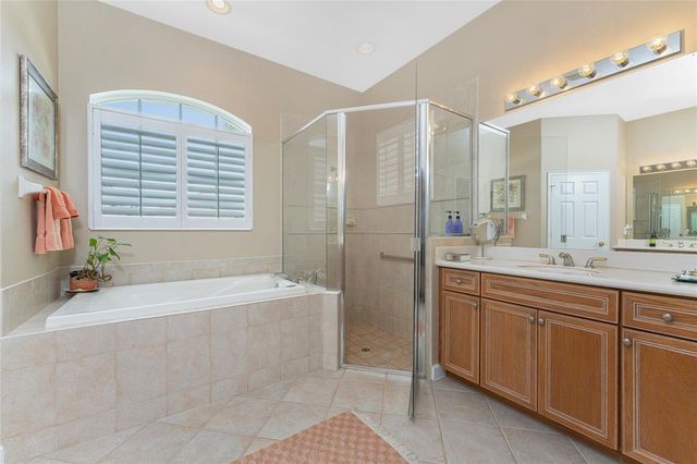 138 MONTELLUNA DRIVE, North Venice, FL 34275